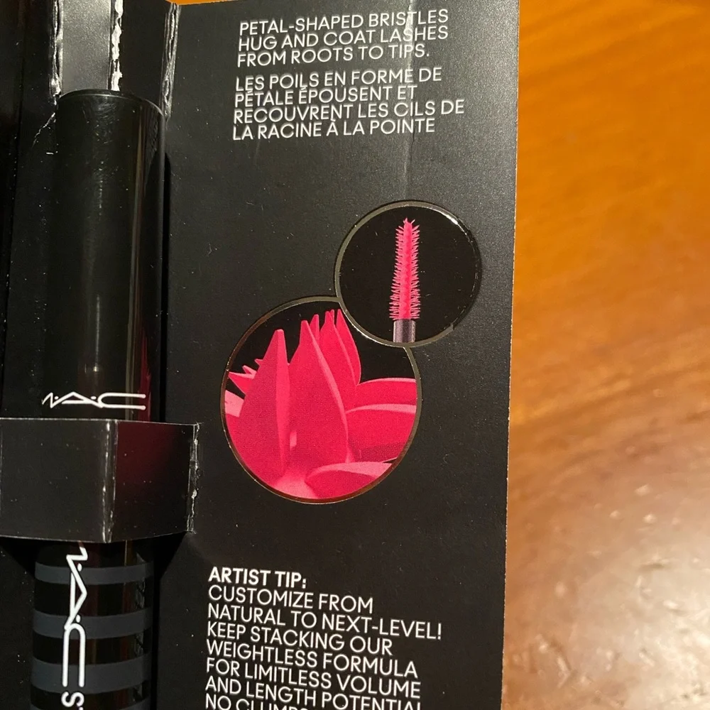 MAC Stack Mascara